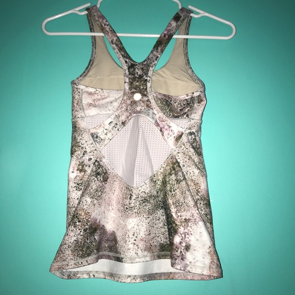 Lululemon tank top - Picture 2 of 2
